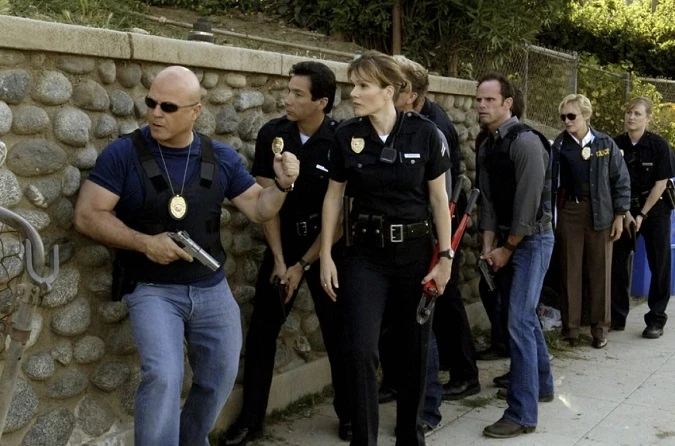 Đội Đặc Nhiệm (Phần 4) - The Shield (Season 4)