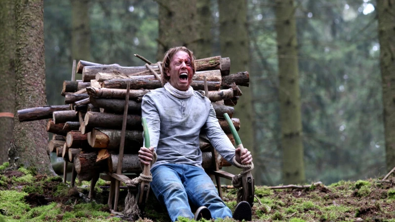 Ma Quái Giữa Rừng Sâu - Schlitter